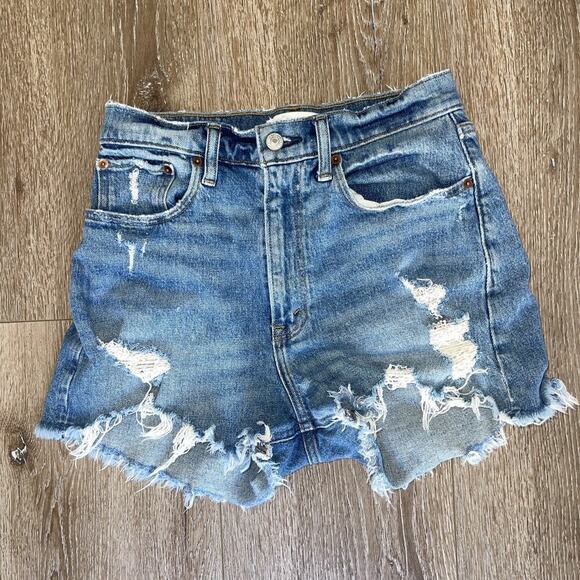 Abercrombie & Fitch Size 26/2 The Mom Shorts High Rise Curve Love Cut Off Jean - Picture 1 of 8
